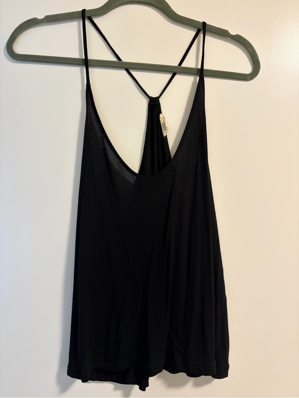 Aritzia Black Women's Strappy Tank Top - Lightweight Everyday Layer